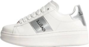 Gaëlle Paris Zilveren Gaelle Addict Sneakers Wit Dames