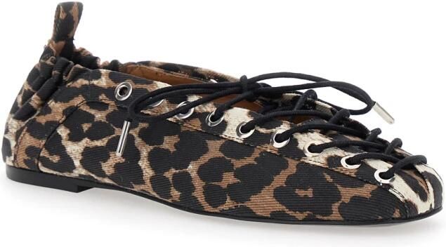 Ganni Bruine Veterschoenen met Metalen Oogjes