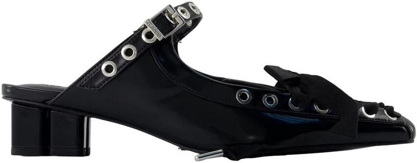 Ganni Eyelets Sandalen met Vetersluiting