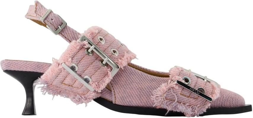 Ganni Feminine Gespsluiting Kittenhak Pumps met Franjes
