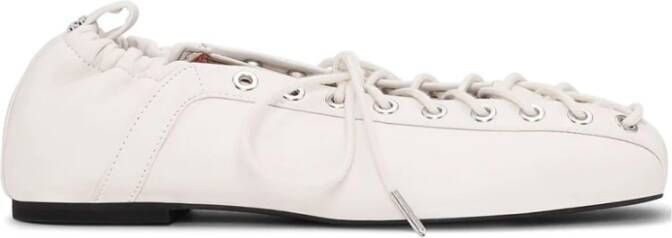 Ganni Witte Leren Veterschoenen Ballerina