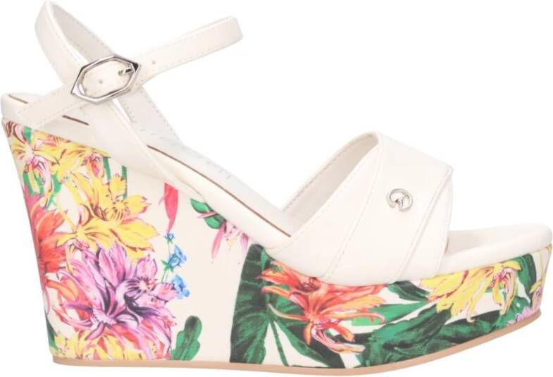 Gattinoni Witte Platte Sandalen Pentt1269Wca802