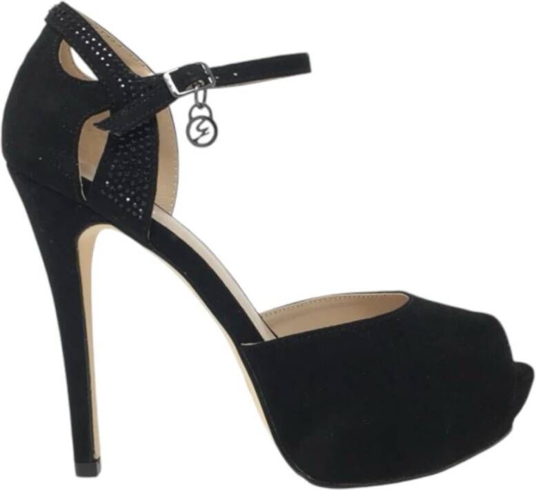 Gattinoni Zwarte platte sandalen van Roma