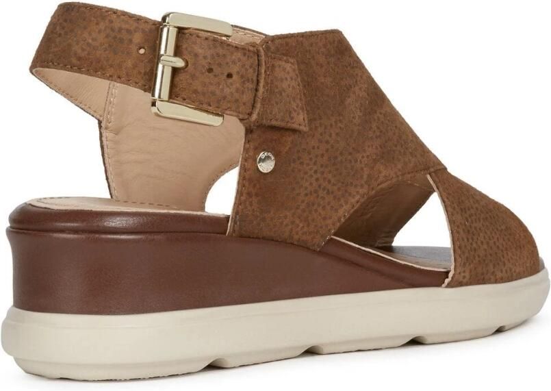 Geox Bruine platte sandalen D Pisa