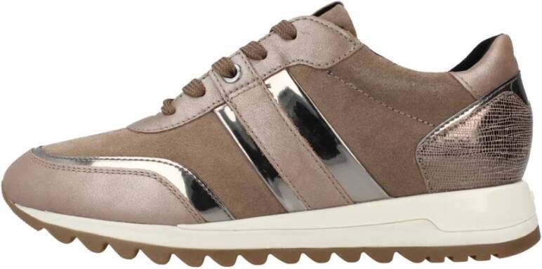 Geox Stijlvolle Casual Sneakers voor Vrouwen Brown Dames