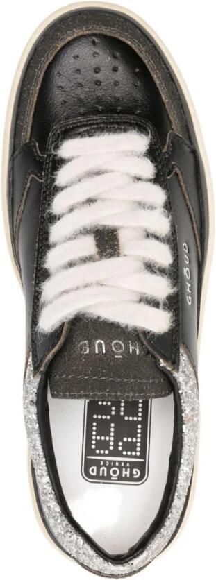 Ghoud Stijlvolle Zwarte en Zilveren Sneakers