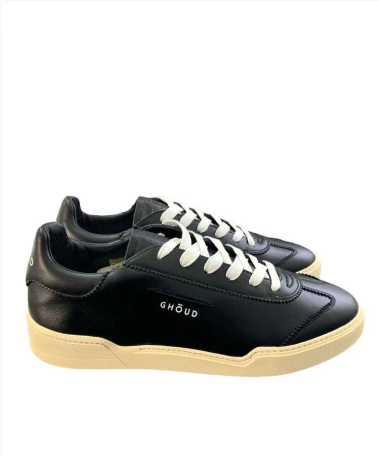 Ghoud Stijlvolle Low Man Pebb Sneakers Zwart Heren