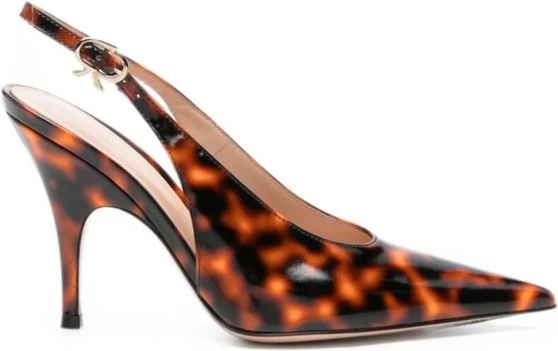 Gianvito Rossi Puntige Slingback Pomp