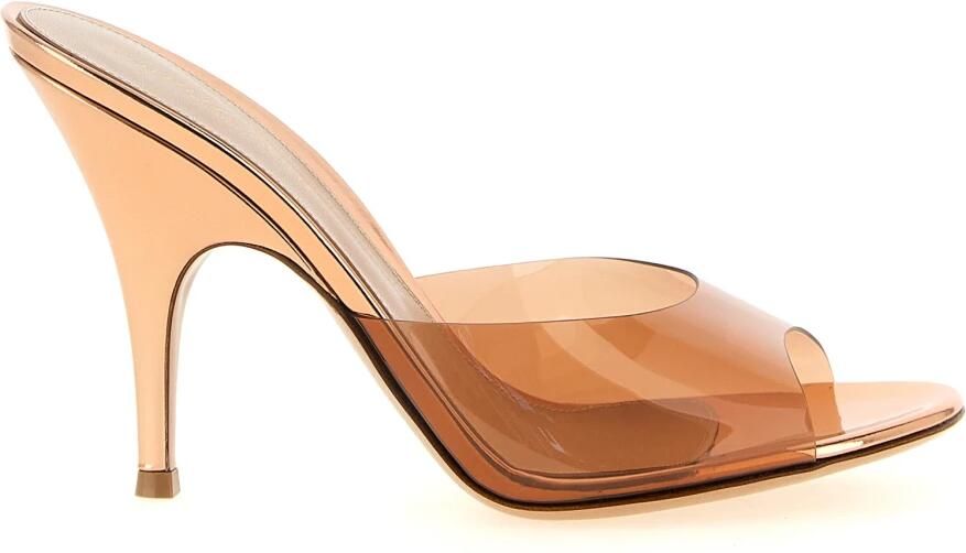 Gianvito Rossi Sofia Mule