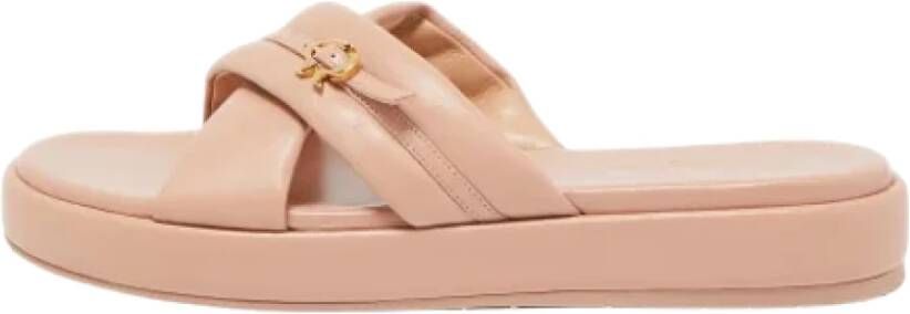 Gianvito Rossi Pre-owned Leather sandals Beige Dames