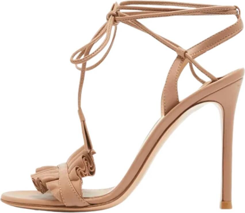 Gianvito Rossi Pre-owned Leather sandals Beige Dames