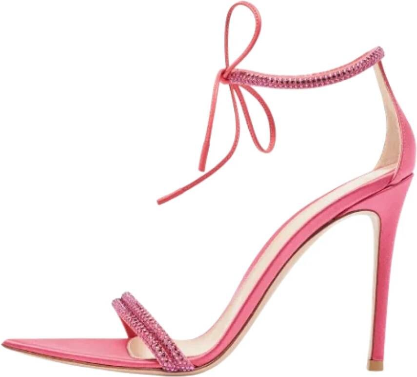 Gianvito Rossi Pre-owned Satin sandals Pink Dames