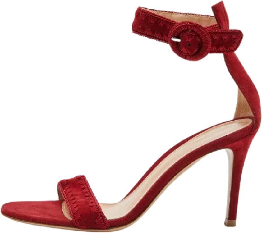 Gianvito Rossi Pre-owned Suede sandals Red Dames