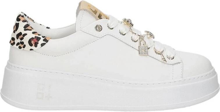 Gio+ Witte leren sneakers met luipaardprint
