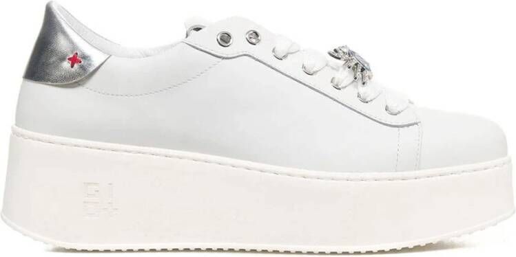 Gio+ Witte leren sneakers met zilveren accenten
