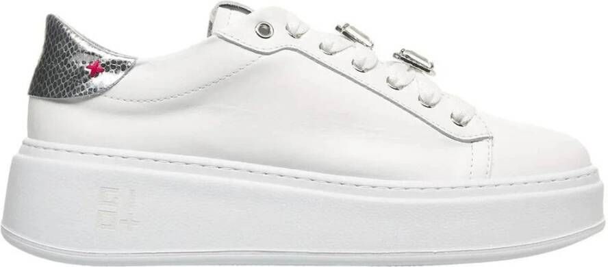 Gio+ Witte sneakers van kalfsleer met zilveren details White Dames
