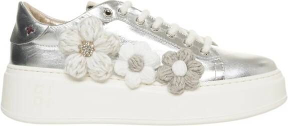 Gio+ Zilveren Bloemen Sneakers voor Vrouwen
