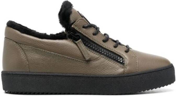 Giuseppe Zanotti Elegante Gesloten Flats Sneakers