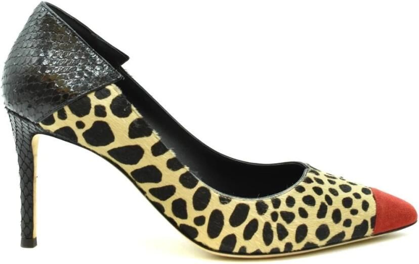 Giuseppe Zanotti Pumps met Stilettohak en Puntneus met Luipaardprint