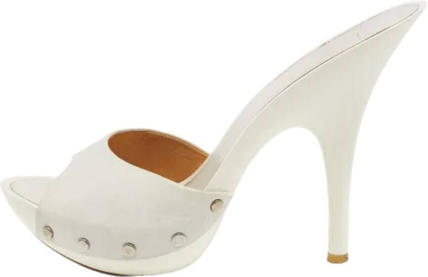 Giuseppe Zanotti Pre-owned Leather sandals White Dames