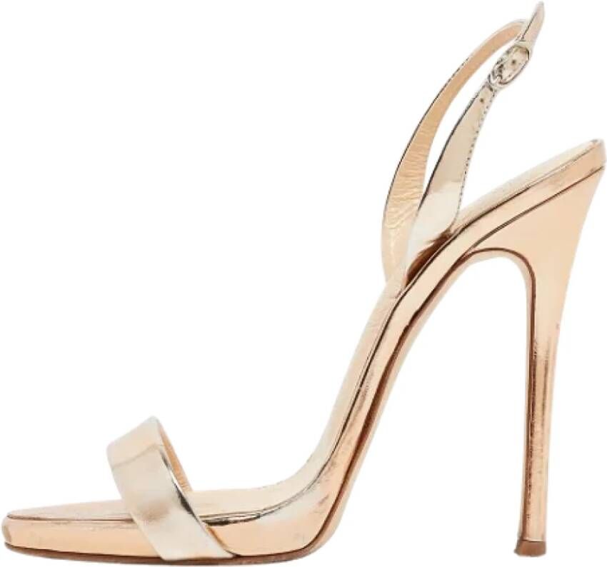Giuseppe Zanotti Pre-owned Leather sandals Yellow Dames