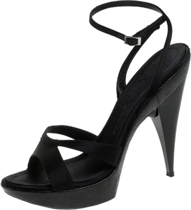 Giuseppe Zanotti Pre-owned Satin sandals Black Dames