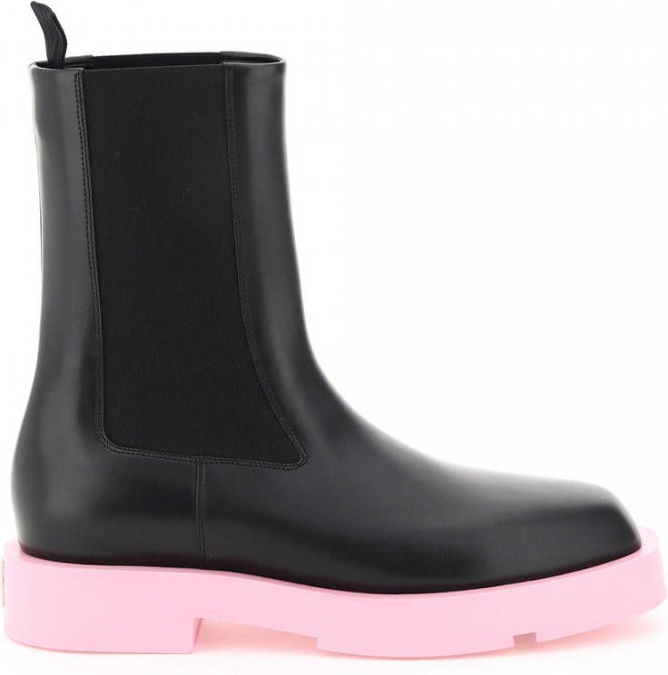 Givenchy Boots & laarzen Ankle Boots in roze