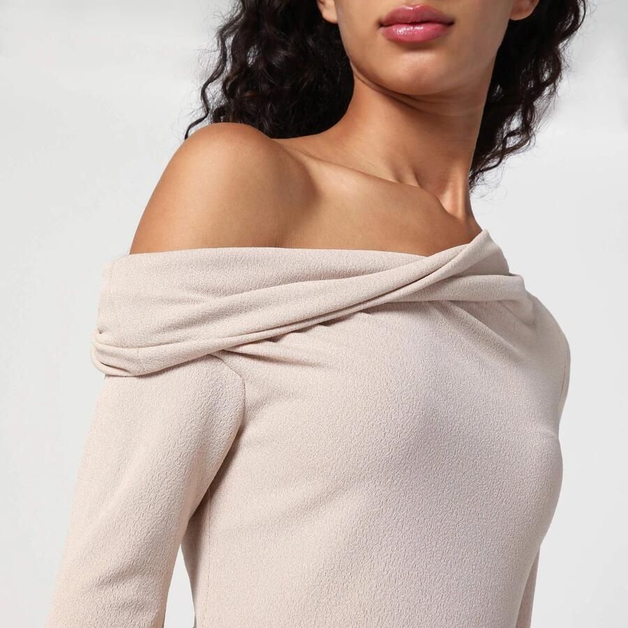 Givenchy Bootnek Top