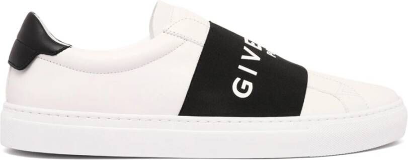 Givenchy Logo Print Lage Top Sneakers