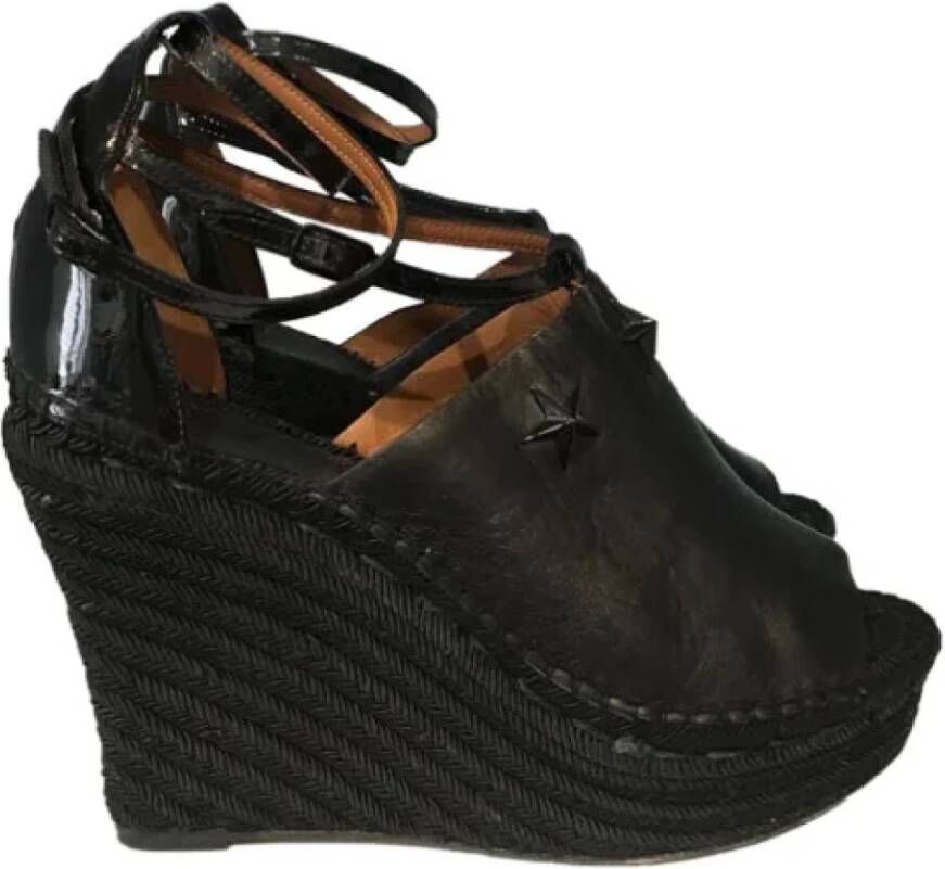 Givenchy Pre-owned Leather sandals Black Dames