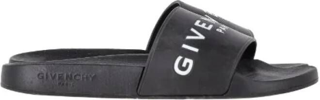 Givenchy Pre-owned Rubber sandals Black Dames