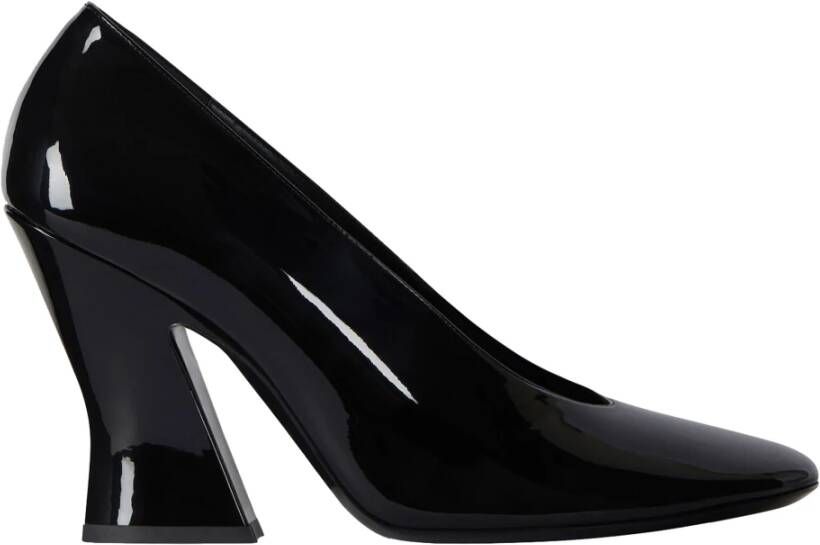 Givenchy Zwarte Gebeeldhouwde Pump