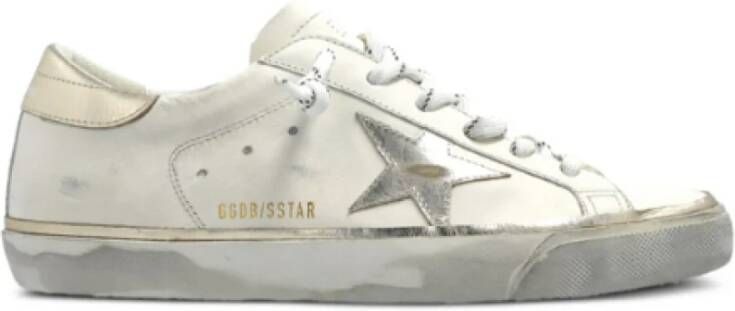 Golden Goose Beige Sneakers met Front Lace Sluiting