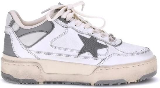 Golden Goose Forty2 Sneakers met Vintage Esthetiek