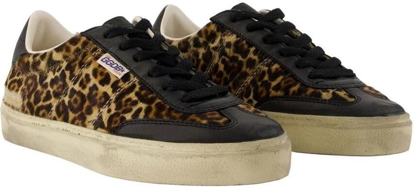 Golden Goose Low-Top Sneakers Gym Shoes in bruin