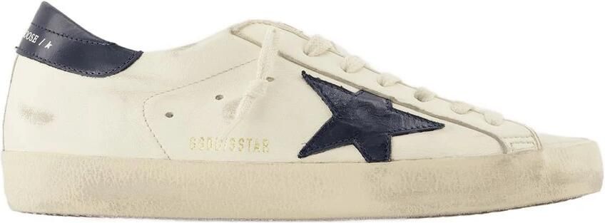 Golden Goose Fashionable Low-Top Sneakers with Star Accent and Lace-Up Closure - Foto 13