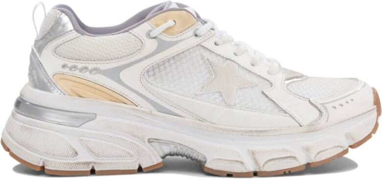 Golden Goose Witte Sneakers Dikke Zool Metalen Details