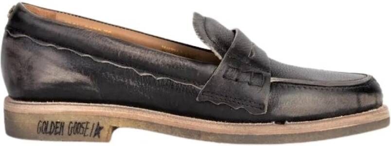 Golden Goose Zwarte leren platte schoenen met vintage afwerking Black Dames