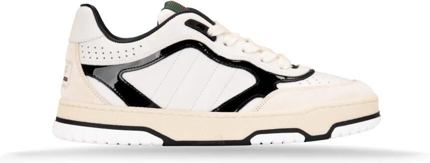 Gucci Geperforeerde Sneaker met Ronde Neus
