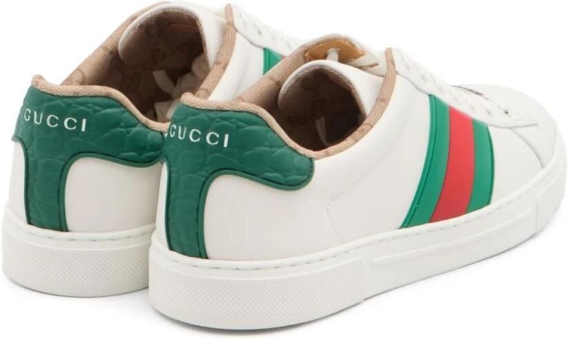 Gucci Witte Veterschoenen met Handtekeningdetail