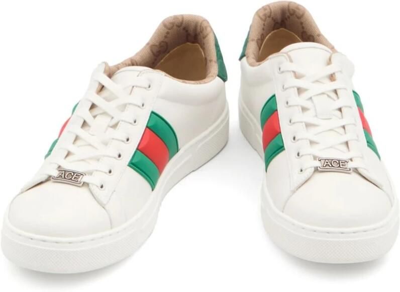 Gucci Witte Veterschoenen met Handtekeningdetail