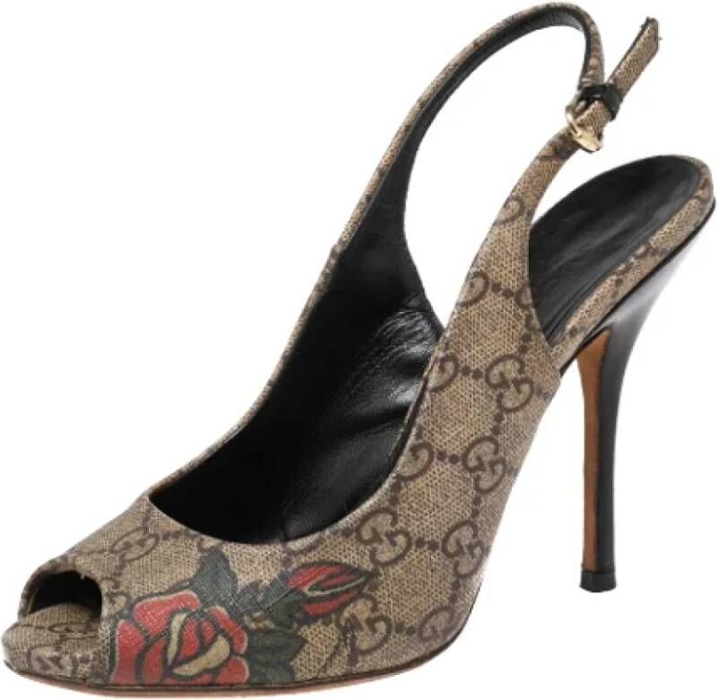 Gucci Vintage Pre-owned Coated canvas heels Beige Dames