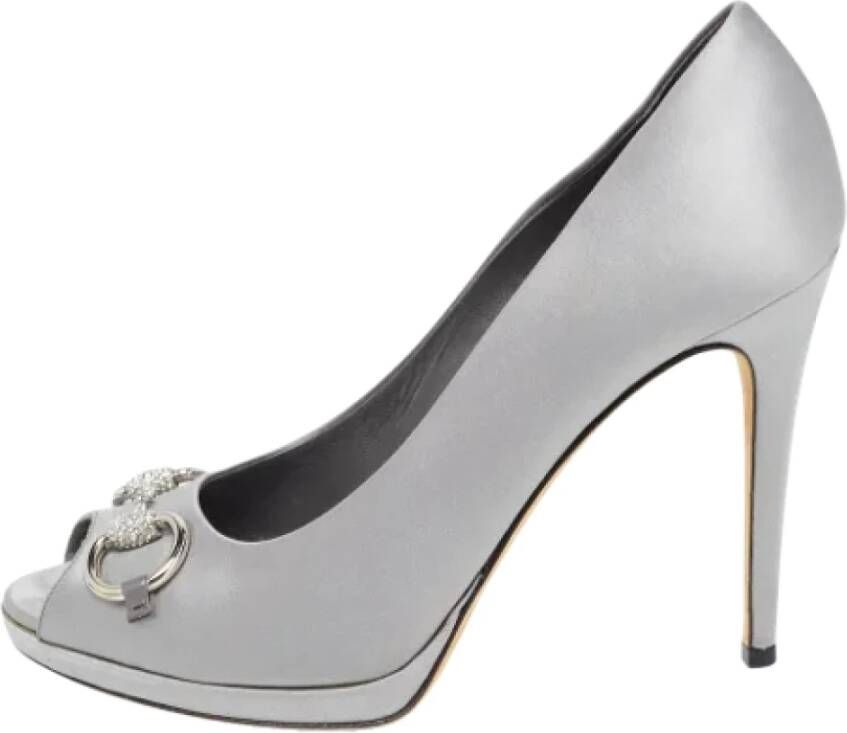 Gucci Vintage Pre-owned Satin heels Gray Dames