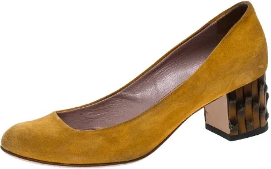 Gucci Vintage Pre-owned Suede heels Yellow Dames