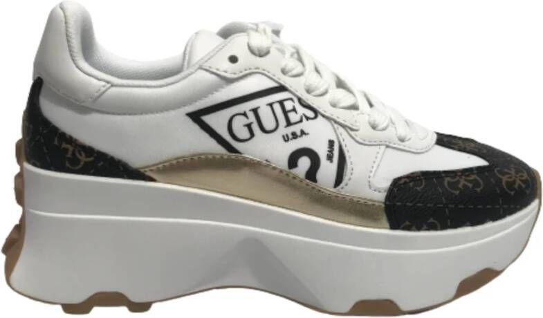 Guess Ecopelle Sneaker met 6 cm Hak en Driehoekprint White Dames