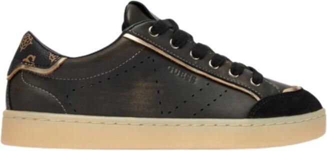Guess Jhell Sneakers. ([answear.cz](https: answear.cz p tenisky- -jhell-damske-cerna-barva-flpjhe-fal12-1709658?utm_source=openai))