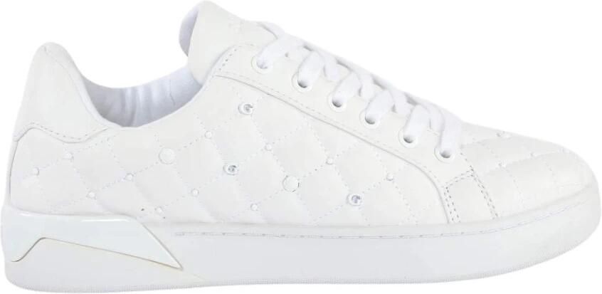 Guess Witte lage-top urban fashion sneakers