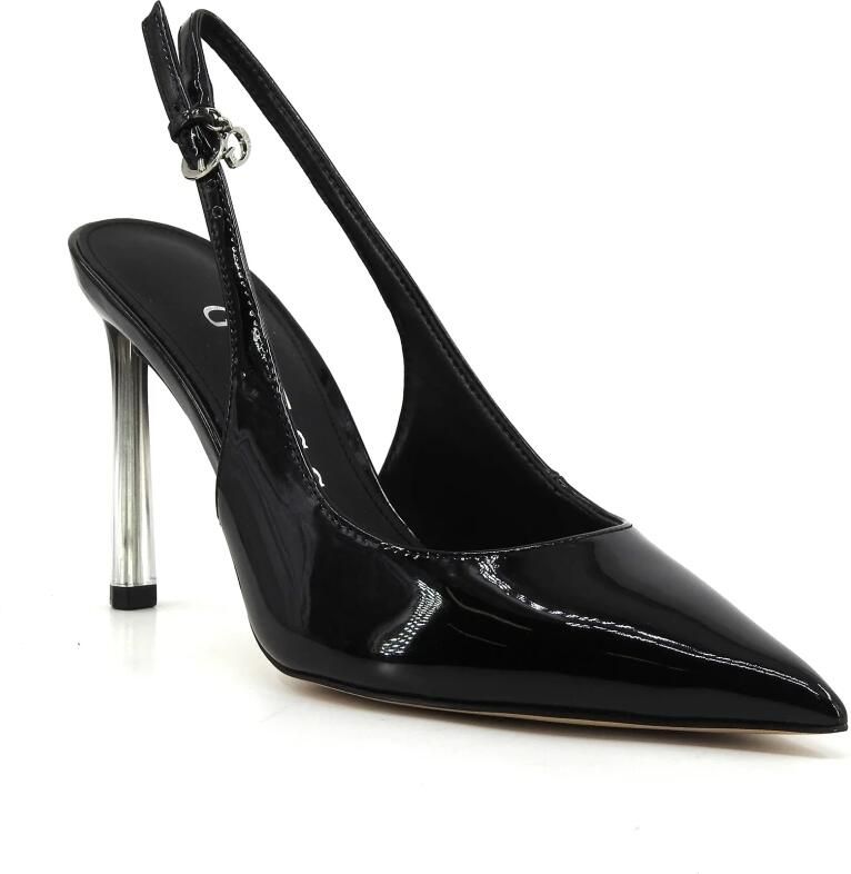 Guess Pumps