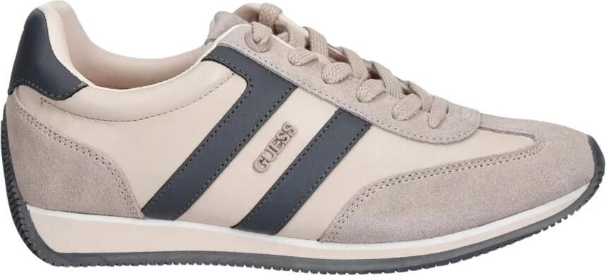 Guess Schoenen > Sneakers