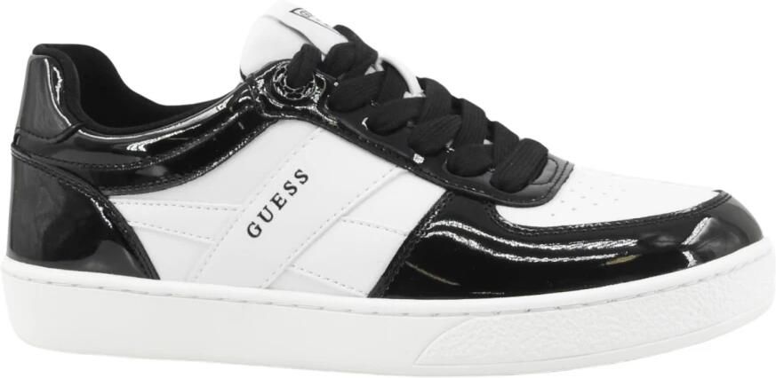 GUESS Sneakers laag 'NAIMA' zwart wit